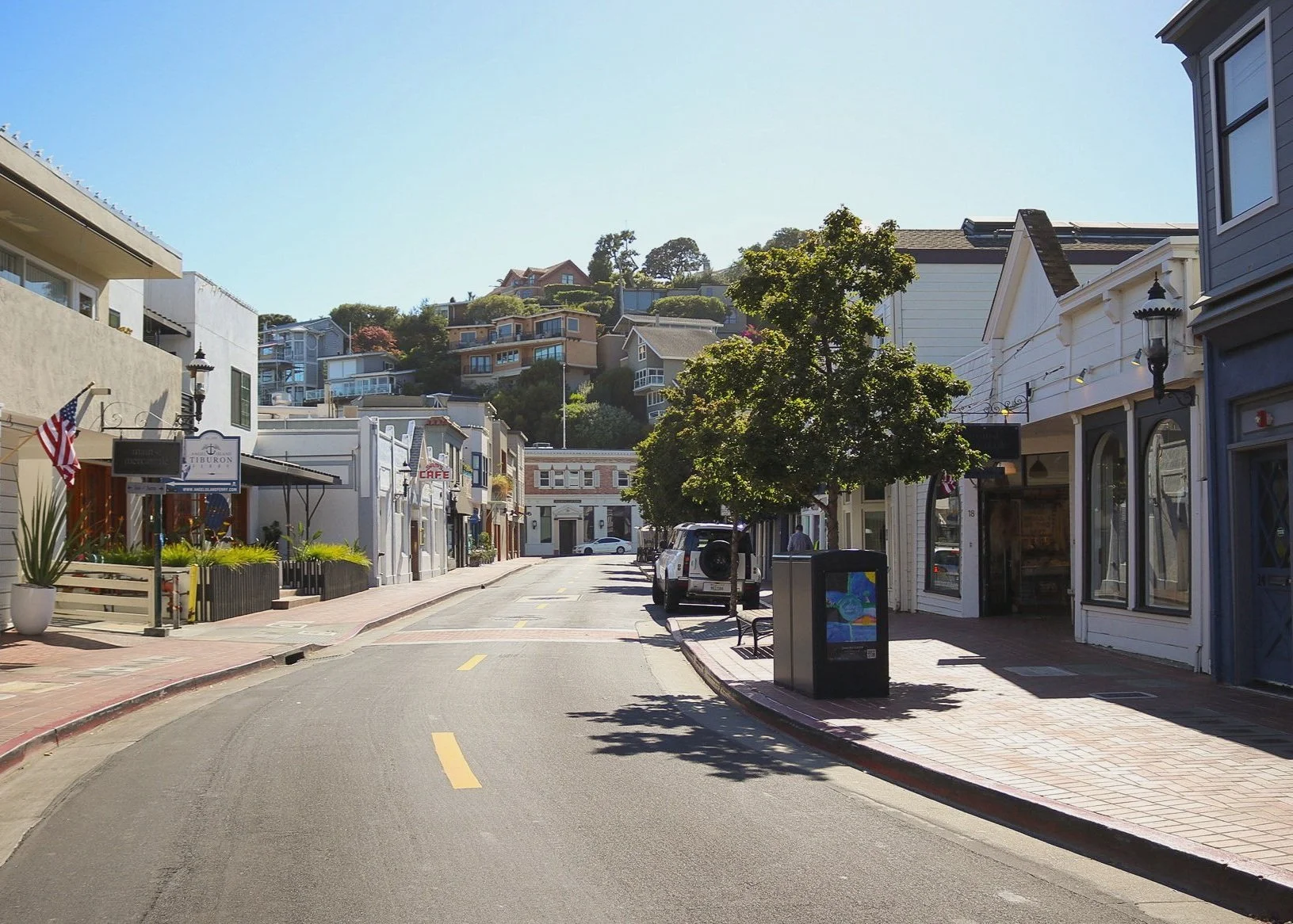 Tiburon Main Street